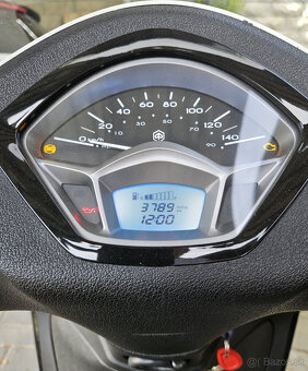 Predám PIAGGIO Liberty 125 S - 2021, 3789 km - 6