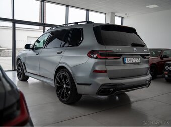 Bmw X7 M60i - 6