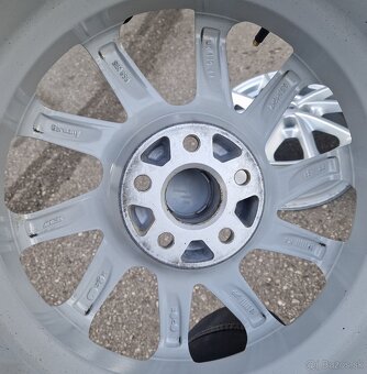 Sada zliatinových diskov ALUTEC 6.5Jx16, ET41, 5x105, 56.6mm - 6