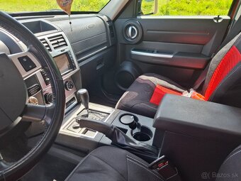 DODGE NITRO 2.8 crd R/T 4x4 - 6