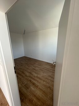 Predam 2-izbový byt-novostavba Topolčianska - 6