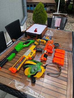 Nerf zbrane a iné hračky - 6