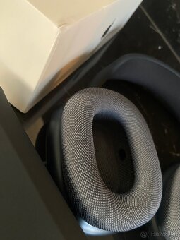 Airpods max- midnight - 6
