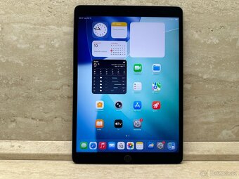 Apple iPad Air 3 Wi-Fi 64GB Space Gray - 6