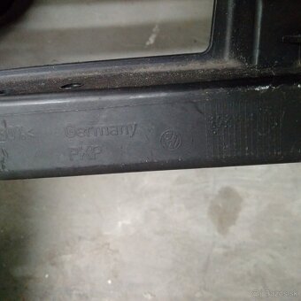 Chladicova stena chladicovka vw golf 5 V - 6