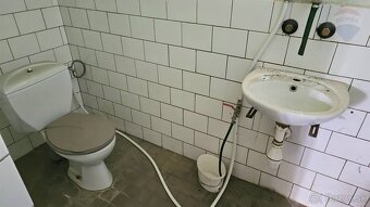 Výrobná hala s bývaním v obci Topoľnica. "REZERVOVANÉ" - 6