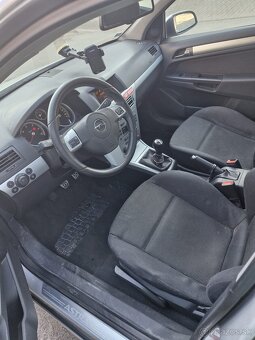 Opel Astra H 1.9 cdti 88kw - 6