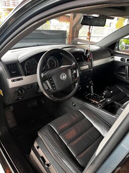 Volkswagen Touareg V6 3.0 - 6
