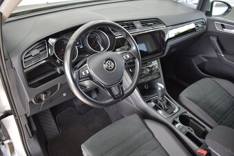Volkswagen Touran 2,0 TDi 110 kW, DSG,HIGHLINE,FULL LED - 6