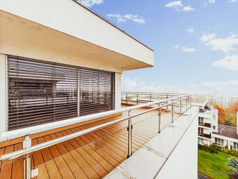 LUXUSNÝ 4 IZB BYT (Penthouse) s TERASOU s VÝHĽADOM na MESTO - 6