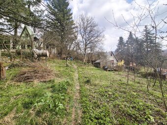 Predaj// záhrada nad kúpaliskom Handlová// 501 m² - 6