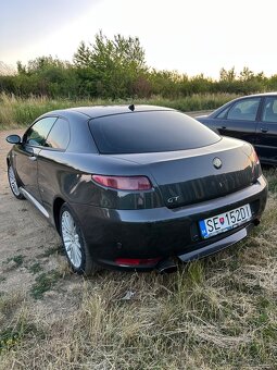 Alfa Romeo Gt - 6