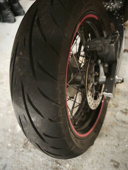 Yamaha - 6