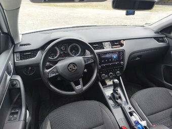 Vymením Škoda Octavia Scout 2.0 tdi 4x4 DSG - 6