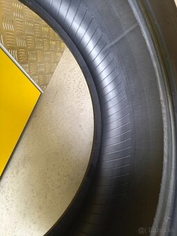 Predám zimné pneu Nokian WR SUV 4, extra load 235/55 R18 - 6