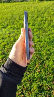 Apple iPhone 16 Pro Desert Titanium 256gb - 6