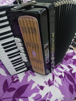 Predám pekný akordeón DELÍCIA CARMEN V - 6