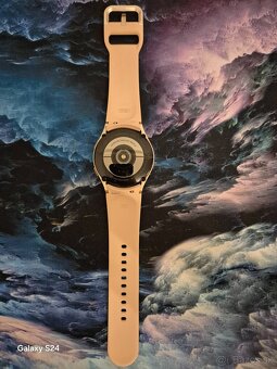 Samsung Galaxy watch 4 rose gold - 6