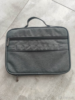 Microsoft Surface GO 3 - 6