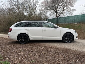 Škoda Octavia 3 2.0 TDI DSG - 6