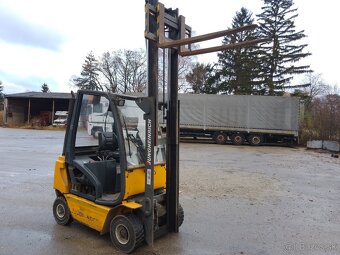 Vysokozdvižný vozík -VZV - 6