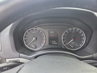 Škoda octavia 2 Combi 1,6 tdi - 6