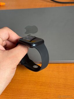 Apple Watch 9 45mm MIDNIGHT - neaktivovane - 6