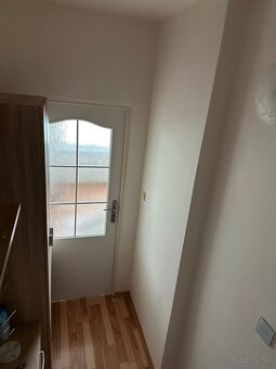 Prenajmem 1 izbový byt - 6