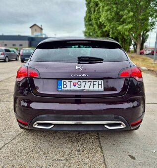 CITROËN DS4 1.6i/Manual.Lýdia Eckhardt. - 6