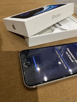 Apple iPhone SE 2020 64GB White - 6