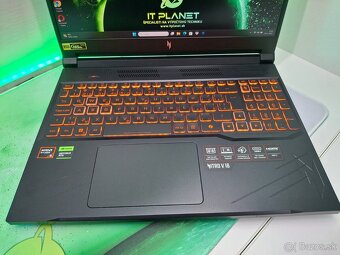 Acer Nitro V – Ryzen 5 8645HS / RTX 4060 8GB / 16GB DDR5 - 6