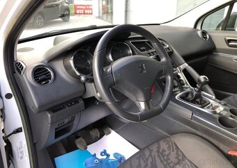 Peugeot 3008 2.0 HDi Panorama nafta manuál 110 kw - 6