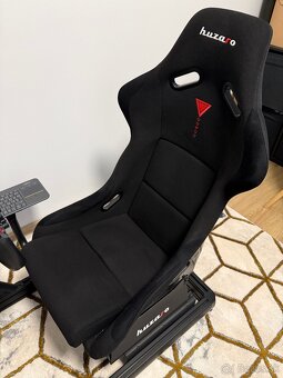 Pretekársky Simulator Simagic - 6