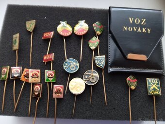 Odznaky VOZ.Vojensky opravárenské závod.Novaky, Trenčína,.. - 6