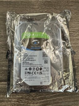 Pevný hard disk Seagate SkyHawk 1TB - 6