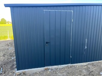 Plechová garáž 5×5 m – tmavý antracit (BTX 7016) - 6