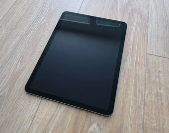 Apple iPad Air 5 256gb s procesorom M1 - 6