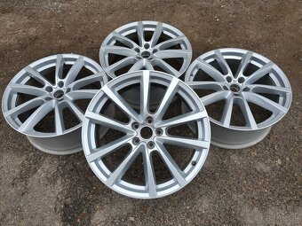 sada originálních alu kol Volkswagen 5x112 - 6