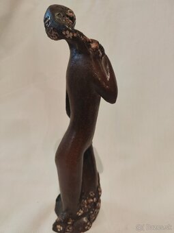 Sběratelská soška Akt - Dívka s květy - Bohumil Dobiáš, Jiho - 6