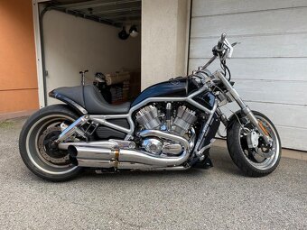 Harley Davidson Vrod, EU verze s vozíkem na moto - 6