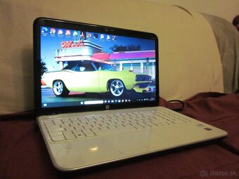 HP 15,6,256 GB SSD,8 GB ram,AMD 7600M,W11PRO - 6