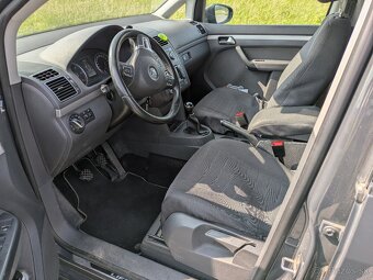 VW Touran 2.0 TDI, 103 kw, diesel, manuál - 6