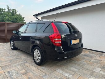 Predáme rodinné a spoľahlivé auto Kia Ceed SW 1,4- 77,2 kW - 6