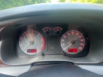 SKODA OCTAVIA 1.6 55KW - 6