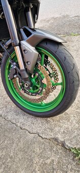 Kawasaki Z900 - 6