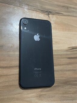 Predám Apple iPhone XR 64GB Black Známky Opotrebovania - 6