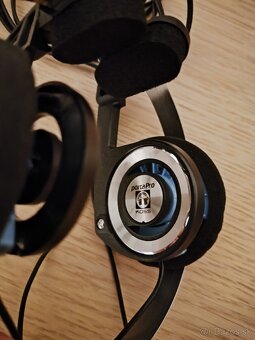 Predam sluchadla Koss a Marshall - 6
