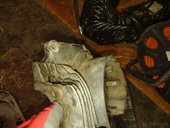 Bloky motora, hlava kryt spojky CZ 125 453, 473 - 6