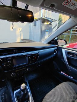 Predám Toyota Corolla 1.6vvti 2015 - 6