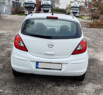 Opel corsa D facelift 1.2 16v 2012 - 6